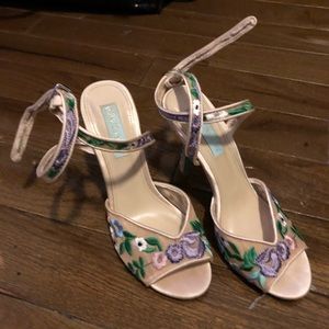 Betray Johnson Mesh Embroidered sandals